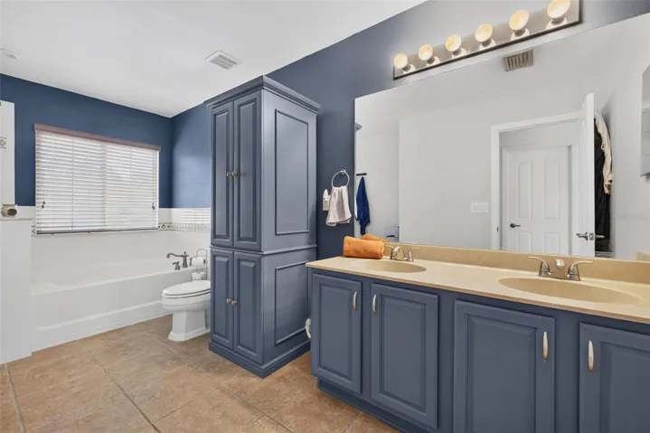 Primary bath