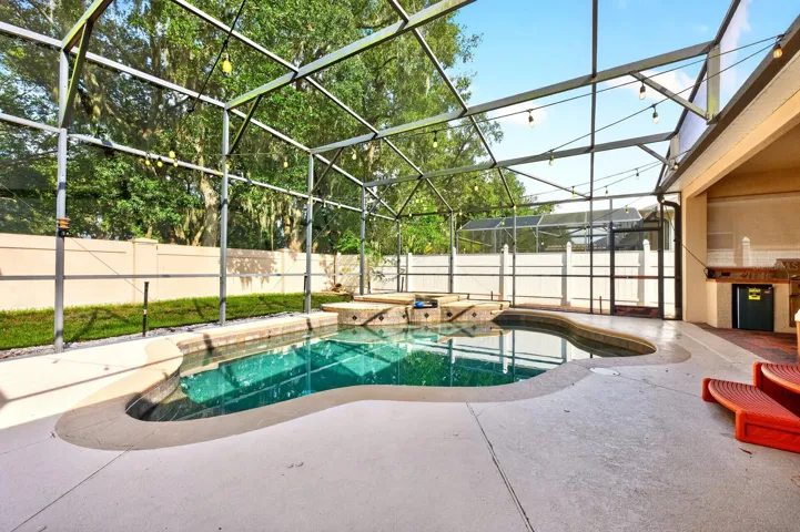 Private Pool.