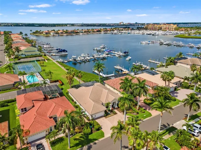 Welcome to Riviera Dunes, Boating and water front community