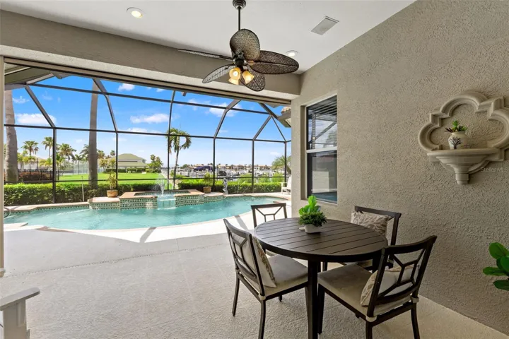 Extended living space outside