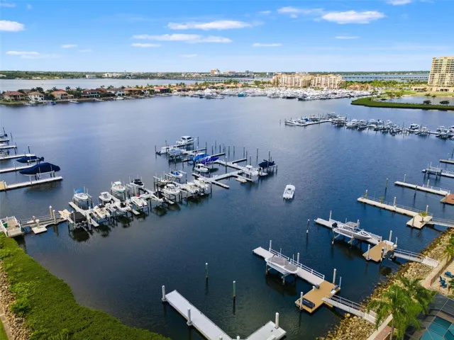 18ft deep water harbor