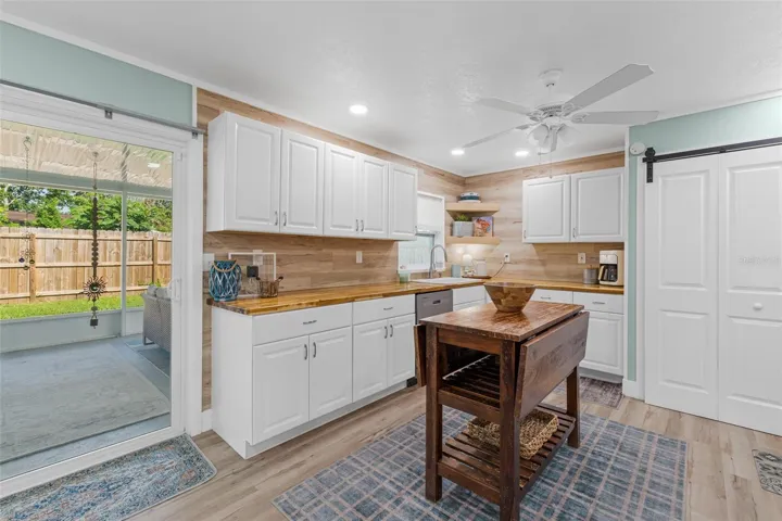 Bright Kitchen