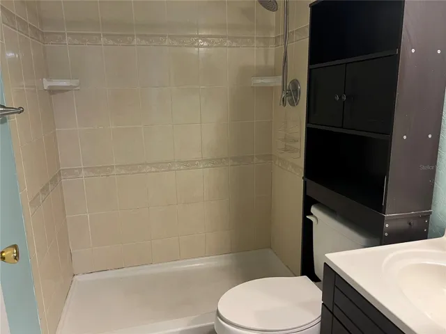 Walk in shower