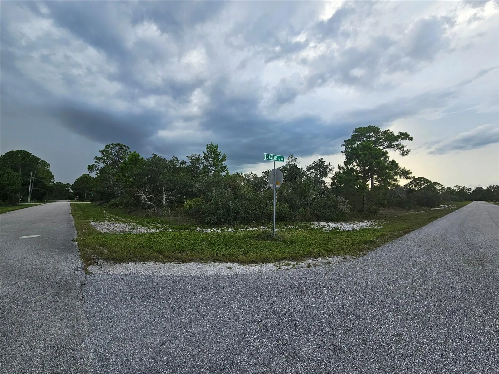 What a lot for sale in beautiful Placid Lakes community.