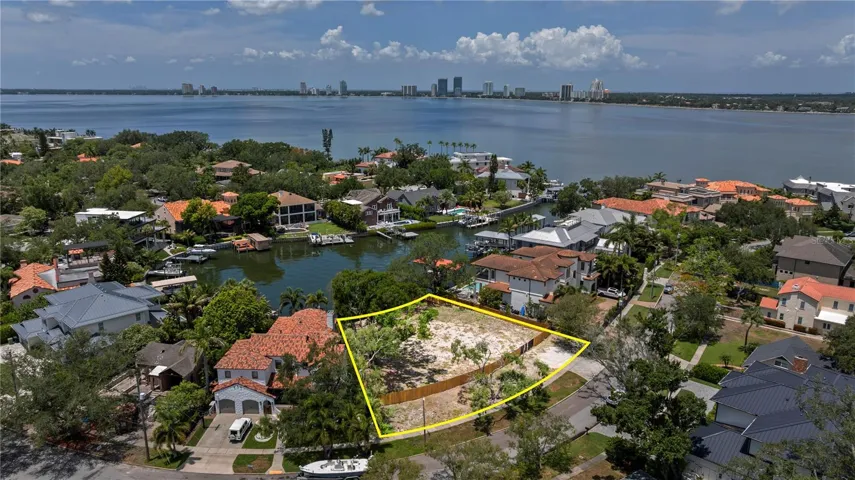 16,242 sqft lot