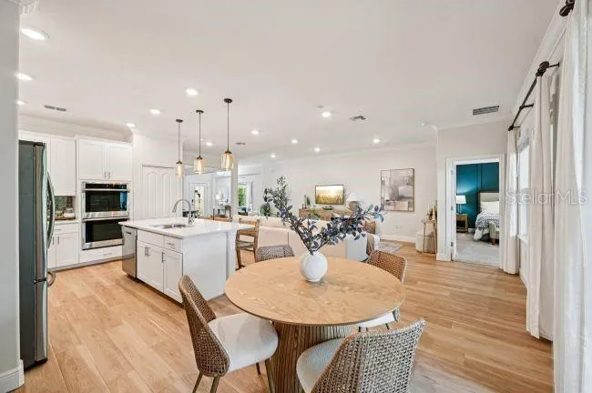 Model home - actual features may vary.