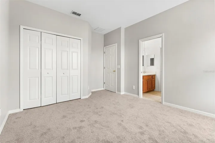 Bedroom 5 (upstairs)