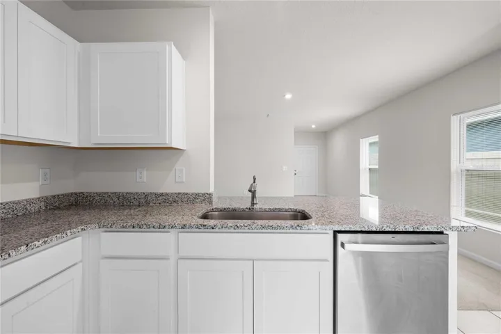 Granite counters and breakfast bar