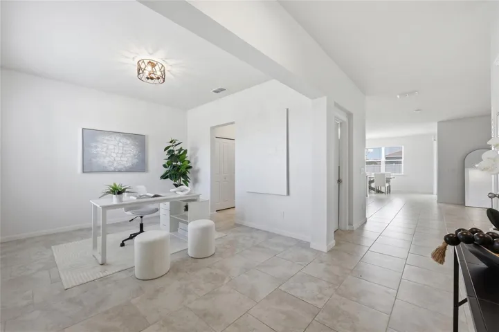 Flex space/ Office / Formal Dining