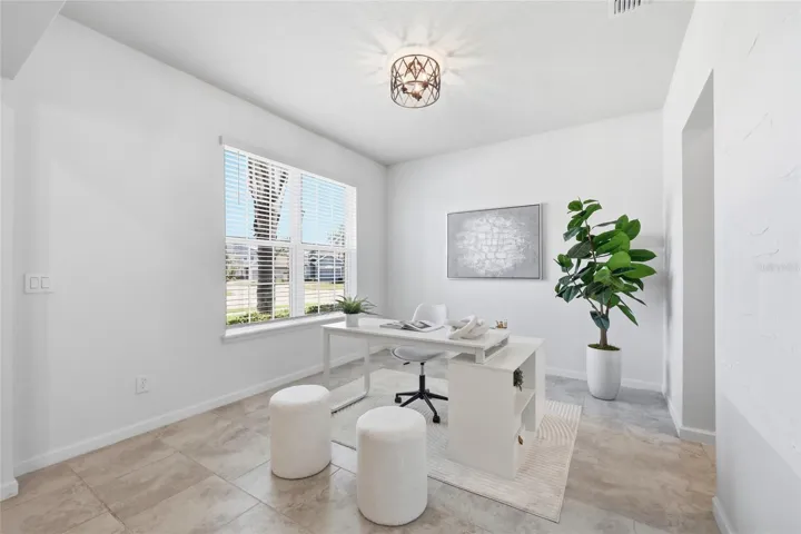 Flex space/ Office / Formal Dining