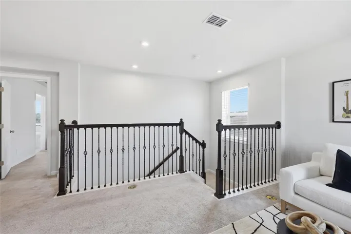 2nd floor landing