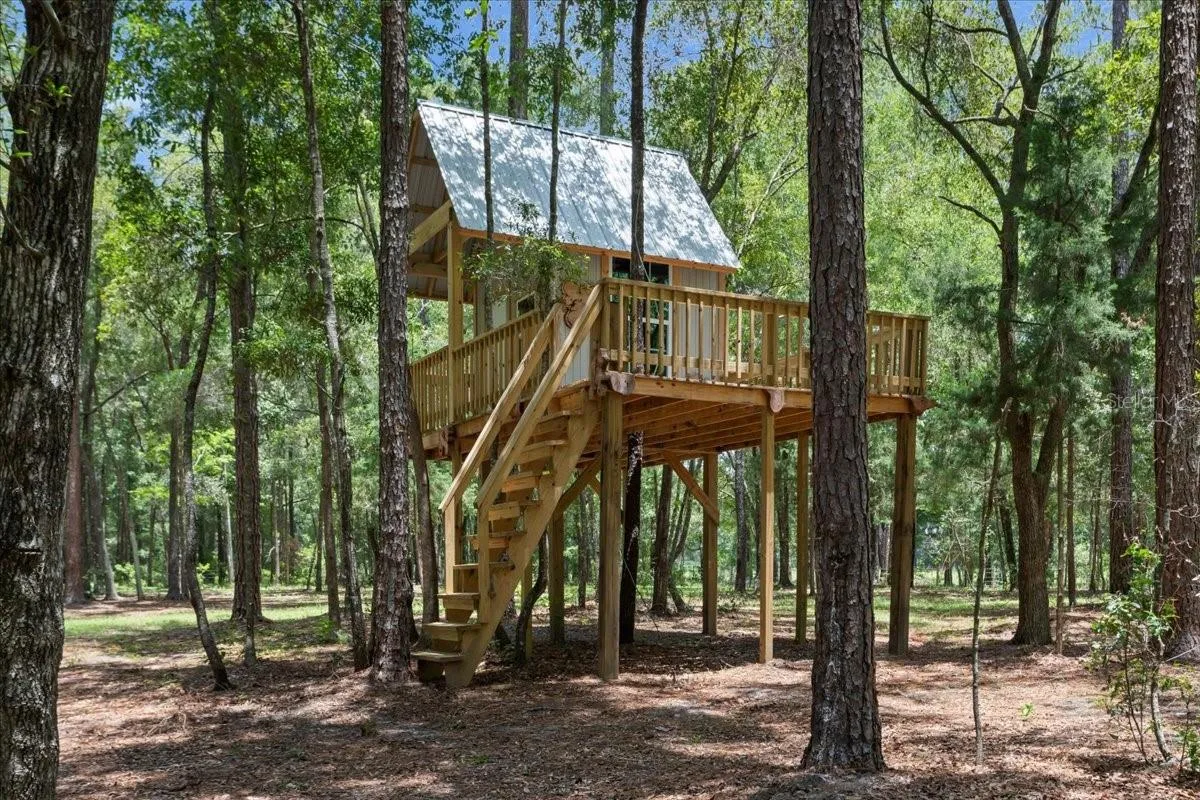 tree house