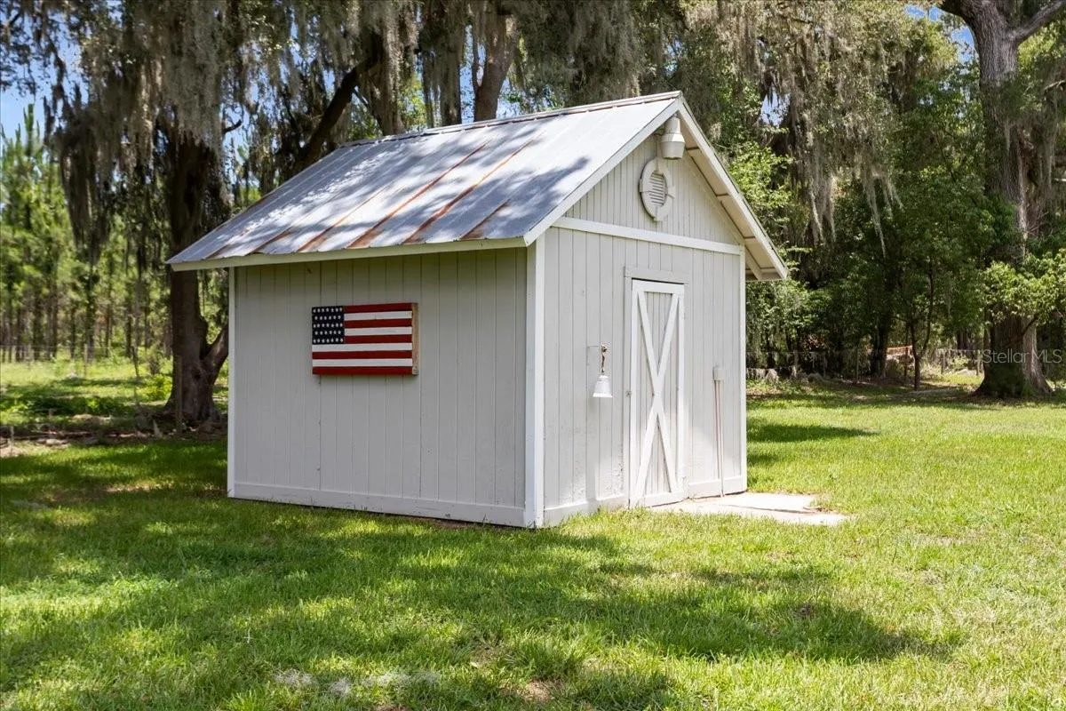 shed