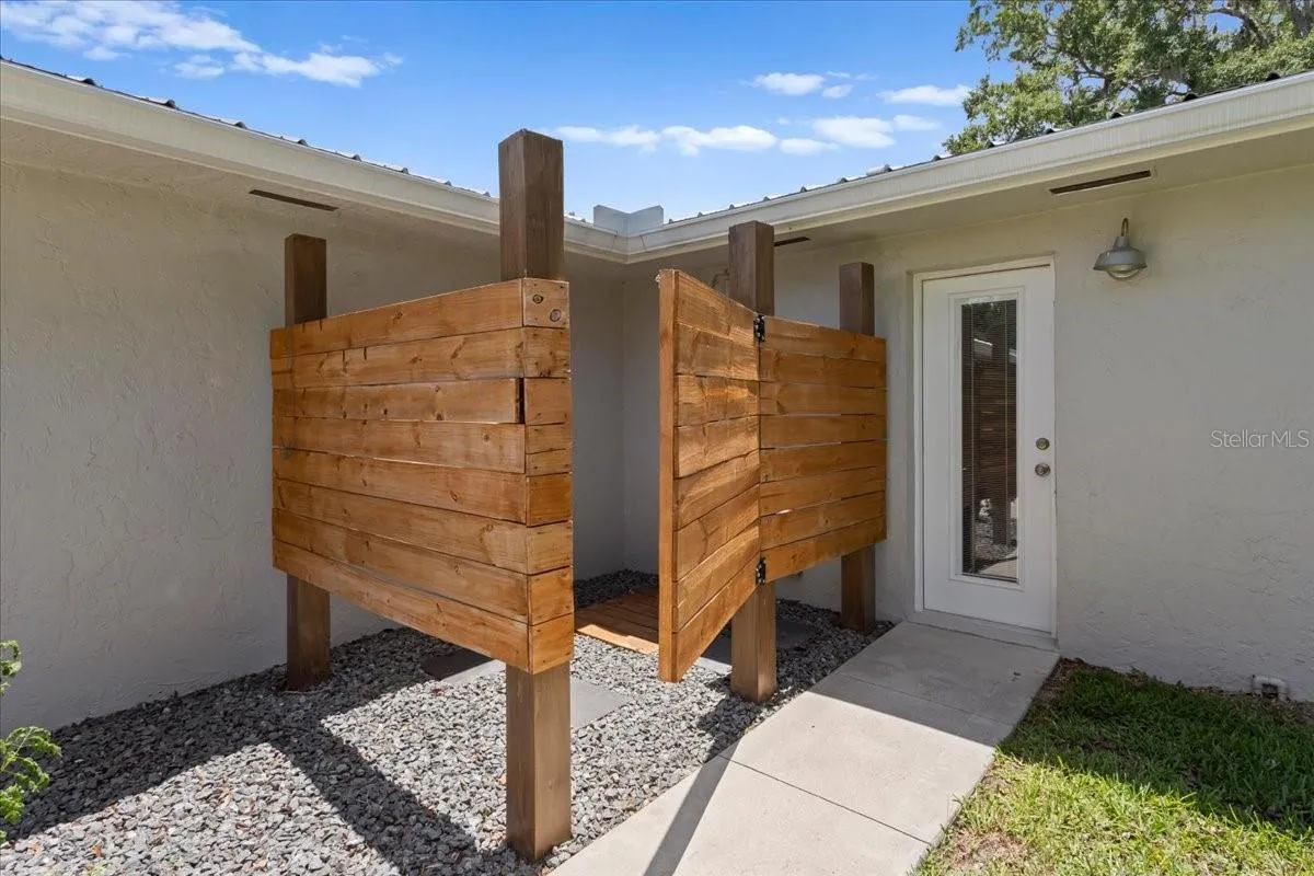 outdoor shower