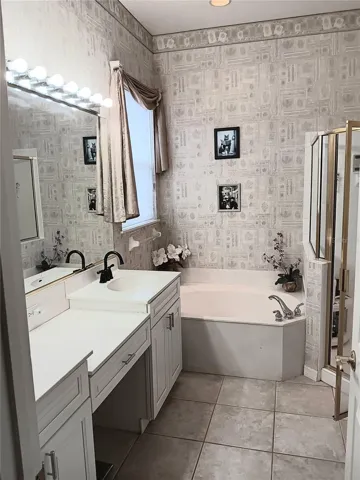 Master Ensuite