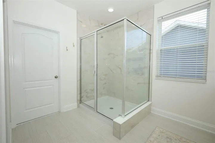 Owner's Bathroom - Upstairs