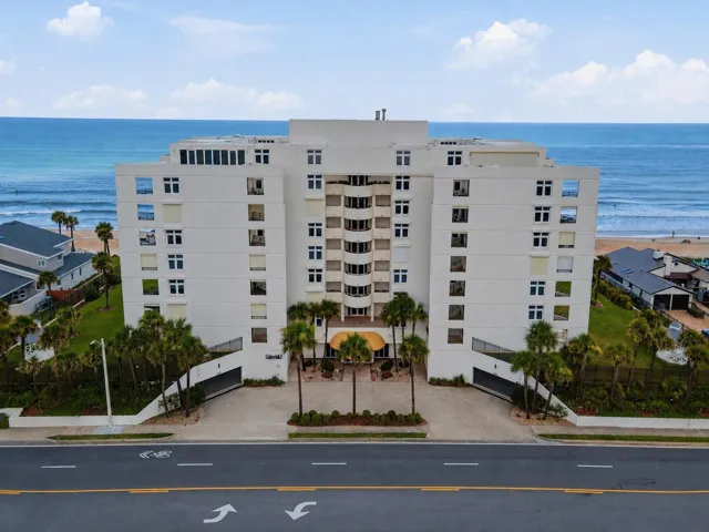 Welcome to TideFalls. A Beautiful well maintained condomium community directly on Ormond Beach.