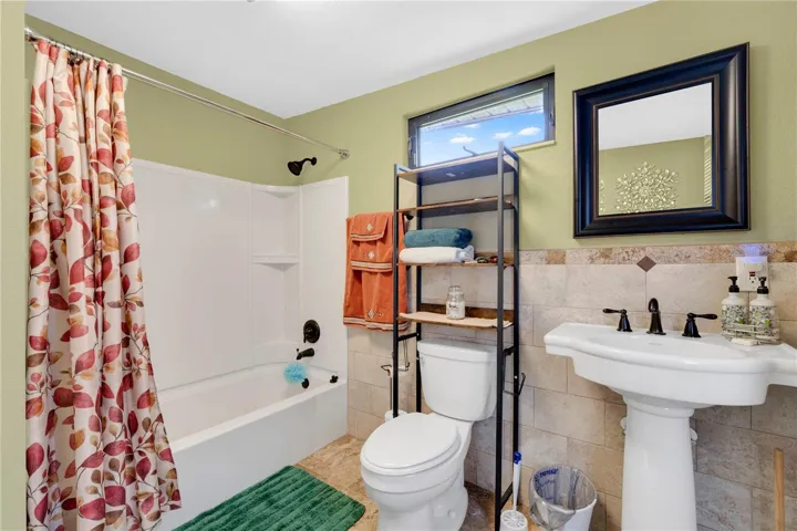 3rd Bathroom/Pool Bath