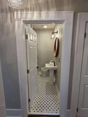 1170
