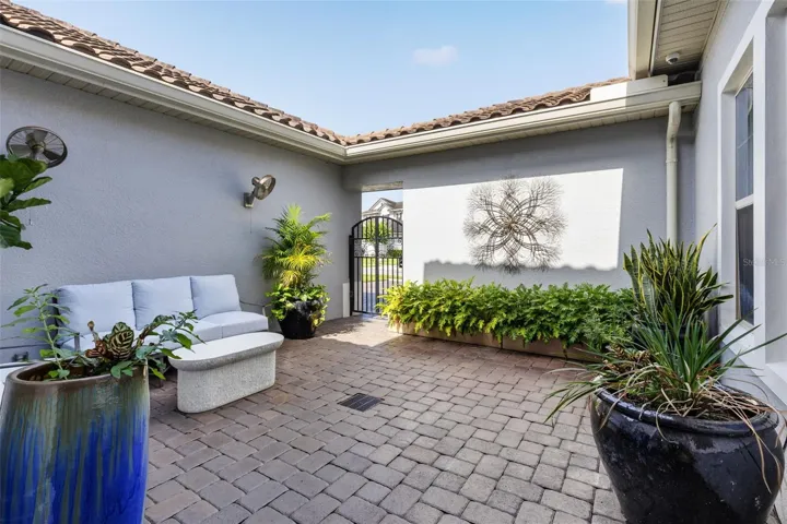Private courtyard