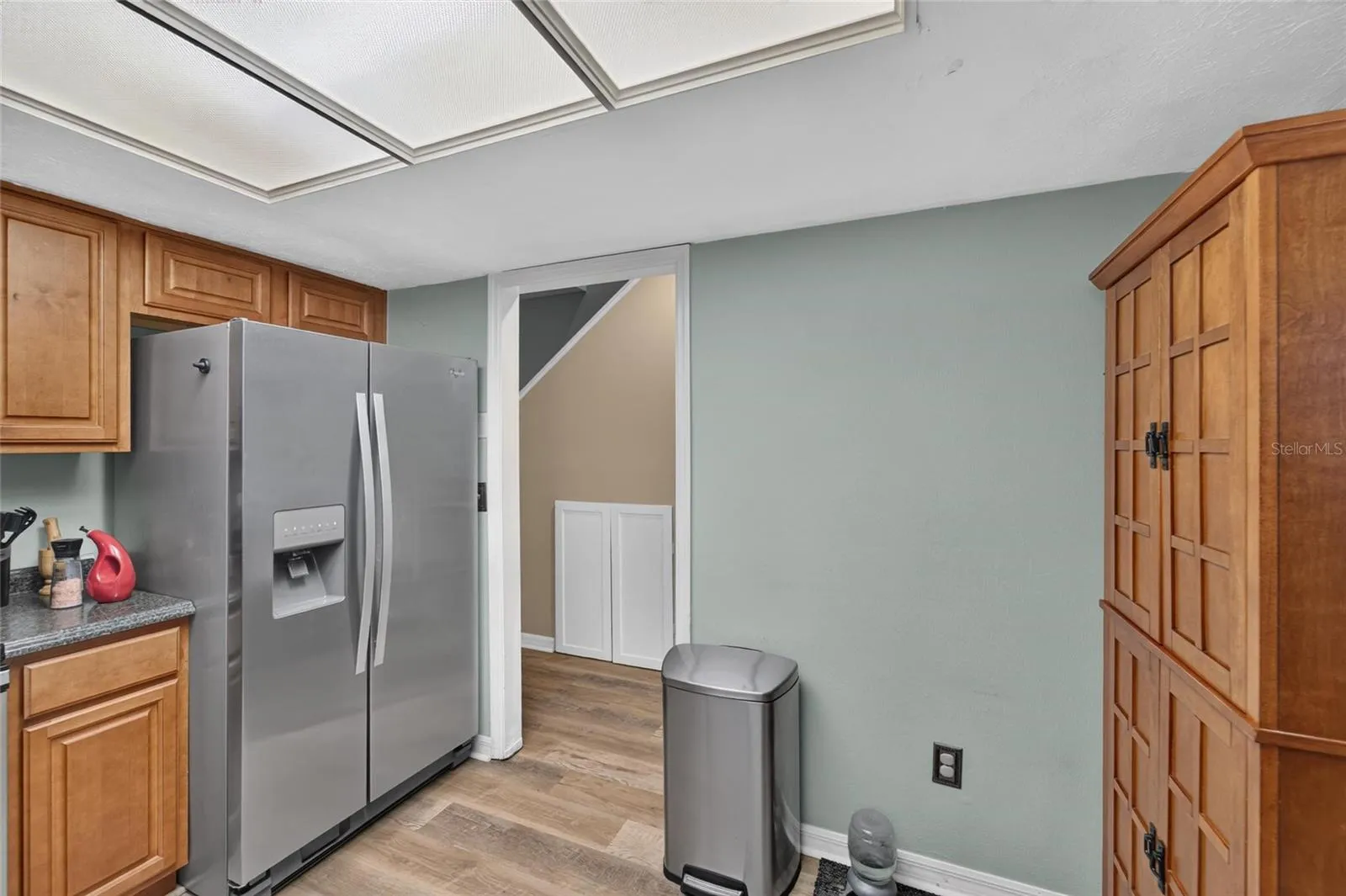 TB8526991 - stainless steel appliances