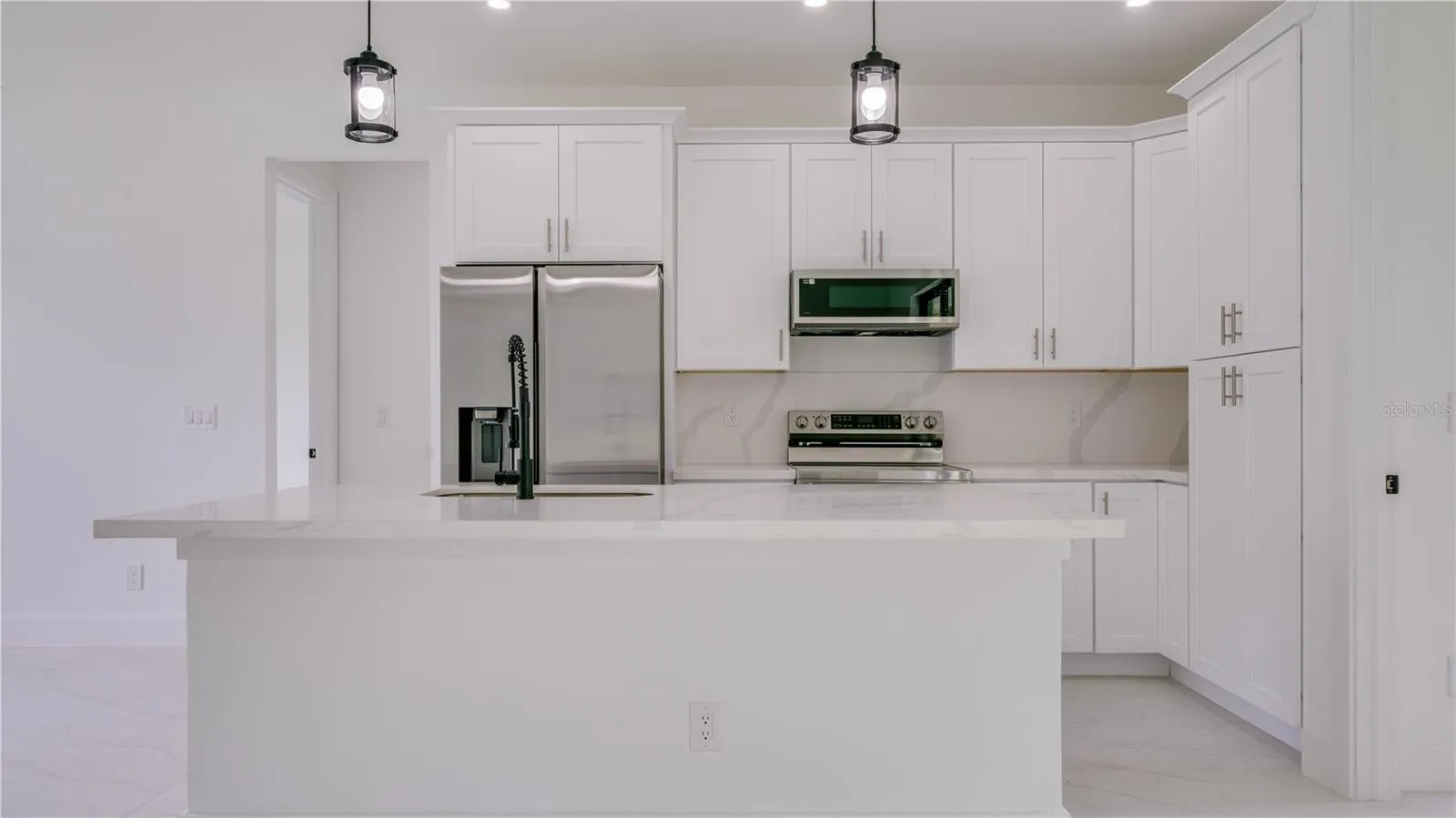 Beautiful quartz backsplash!