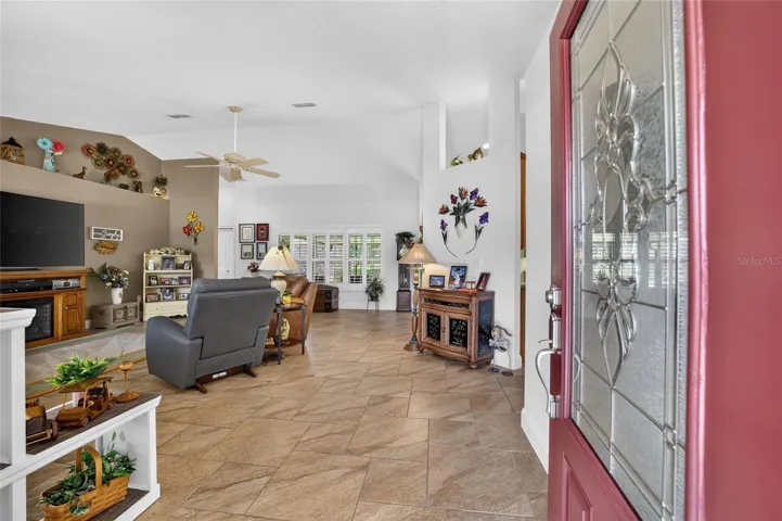 Doorway to Left - Livingroom