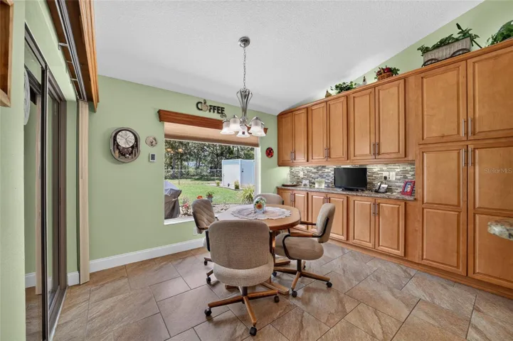 Dinette area in kitchen