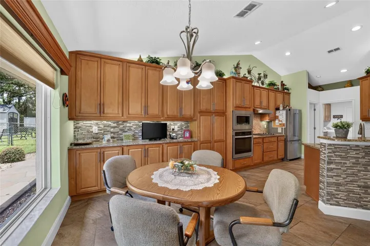 Dining area in kitchen
