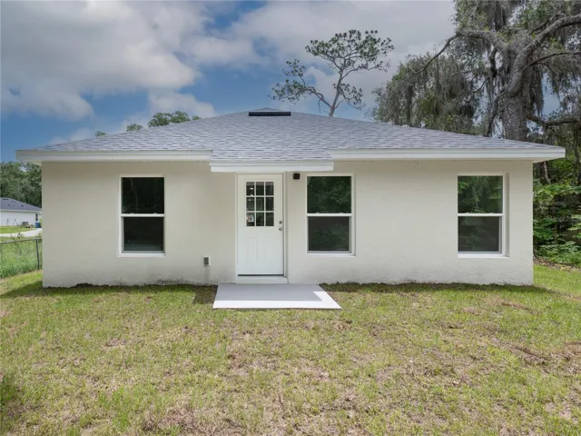 MODEL HOME