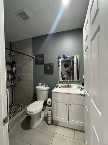 Studio / Mother in-law Bathroom view 3