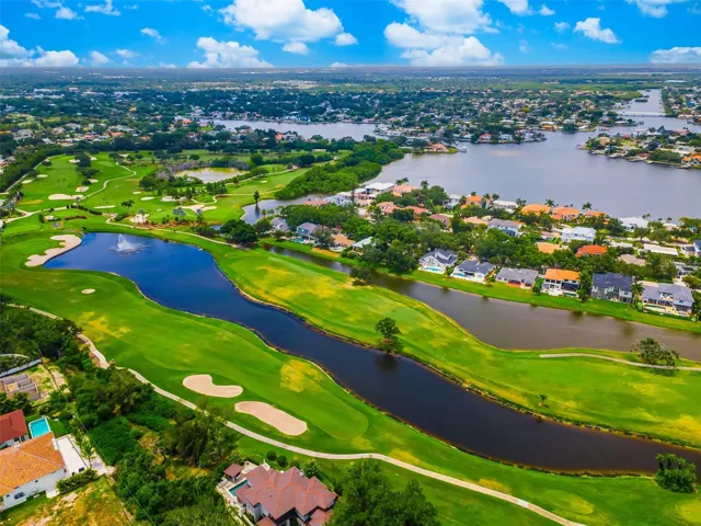 Located next to the Vinoy Golf course