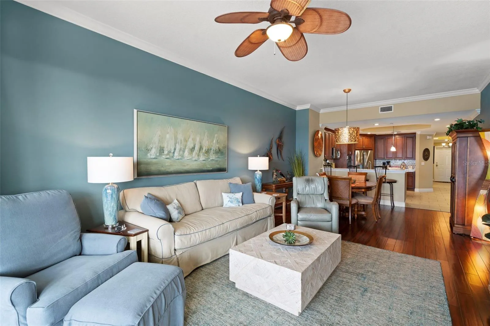 Living / Dining layout