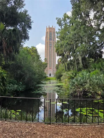 15 minutes to Bok Tower gardens
