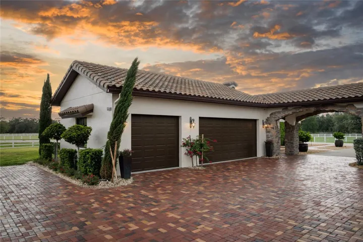 3 car garage