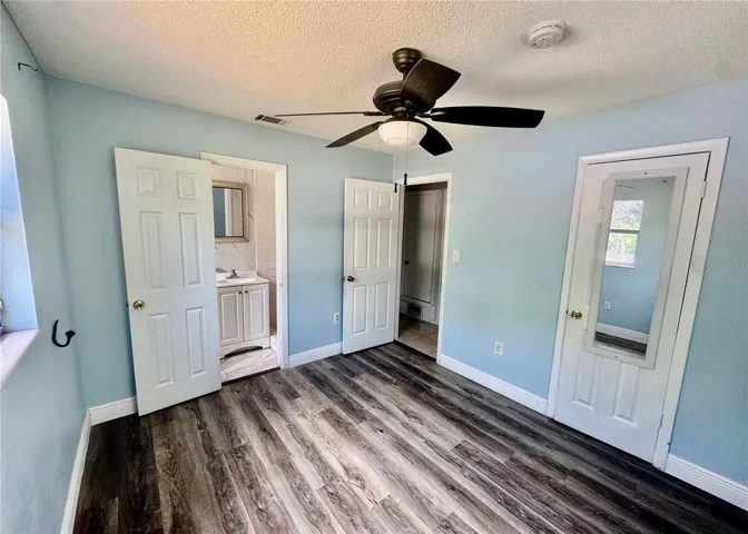 Room with ensuite