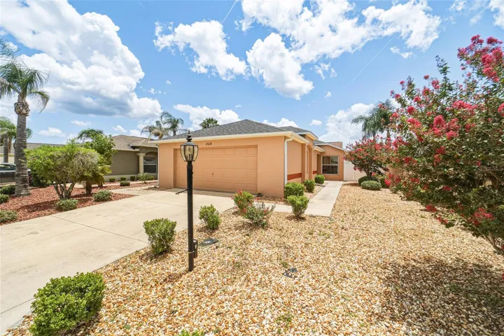 308 Almeria St- Village of Hadley