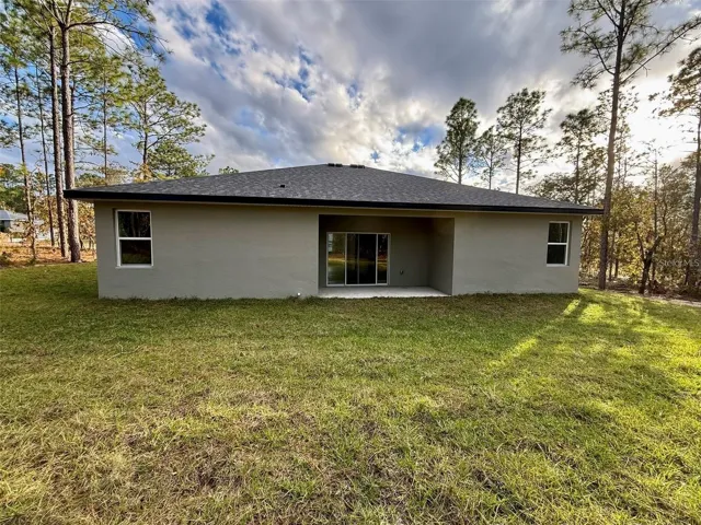 MODEL HOME