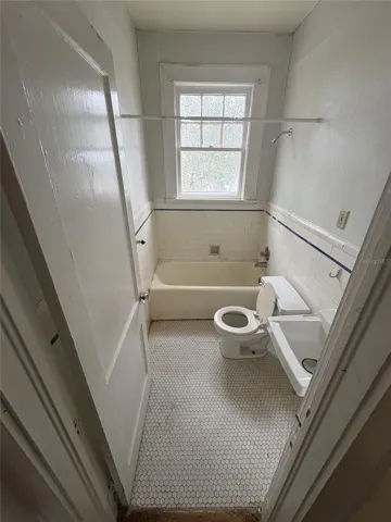 1170