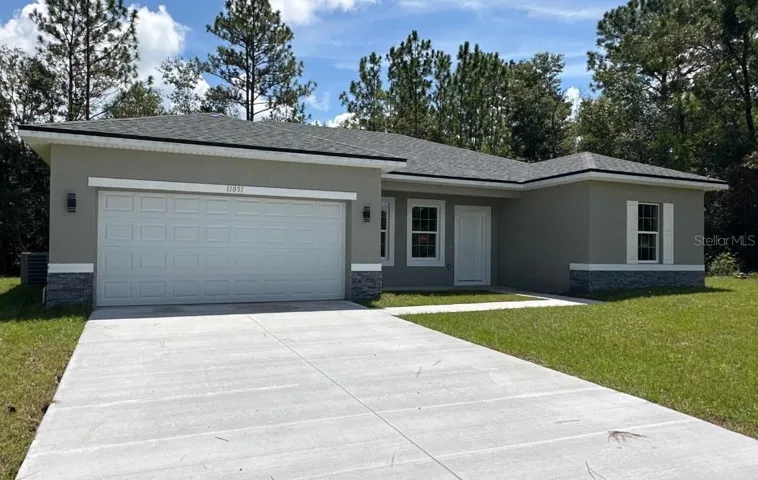 MODEL HOME