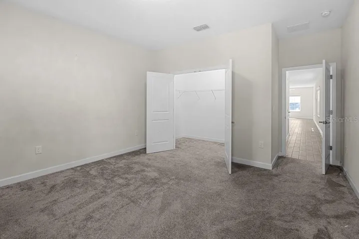Bedroom w/Walk In Closet Private Suite