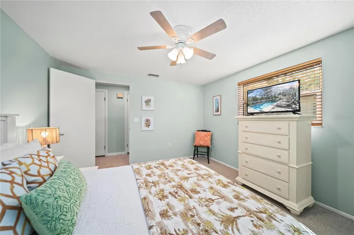 Guest Bedroom #1