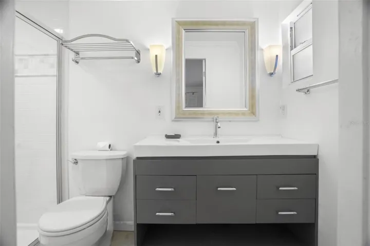 Primary bath