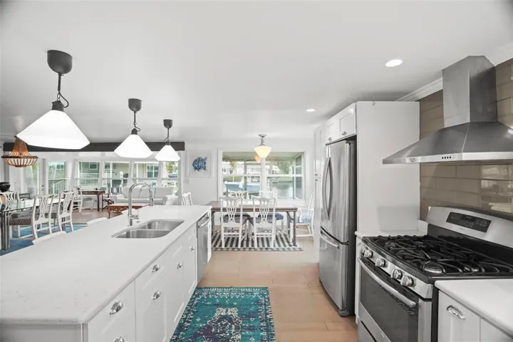 Stainless appliances