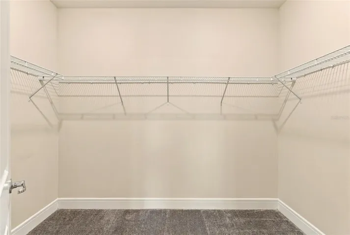 walk in closet
