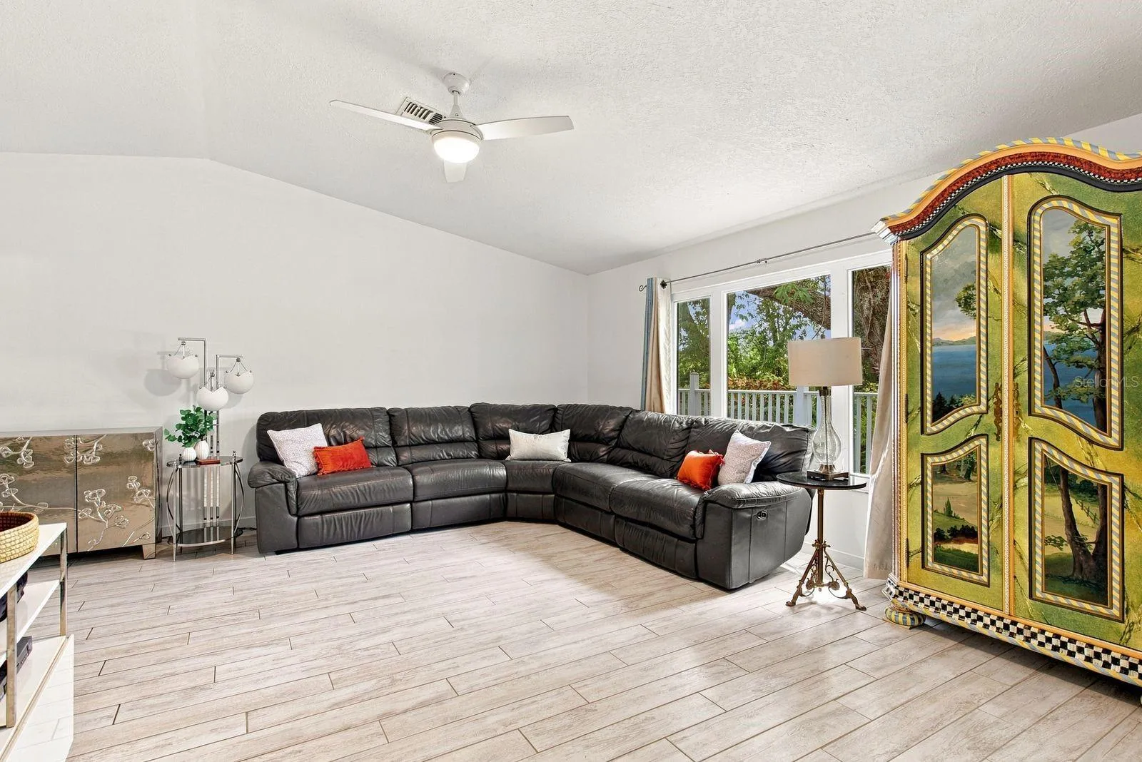 Living / Family Room