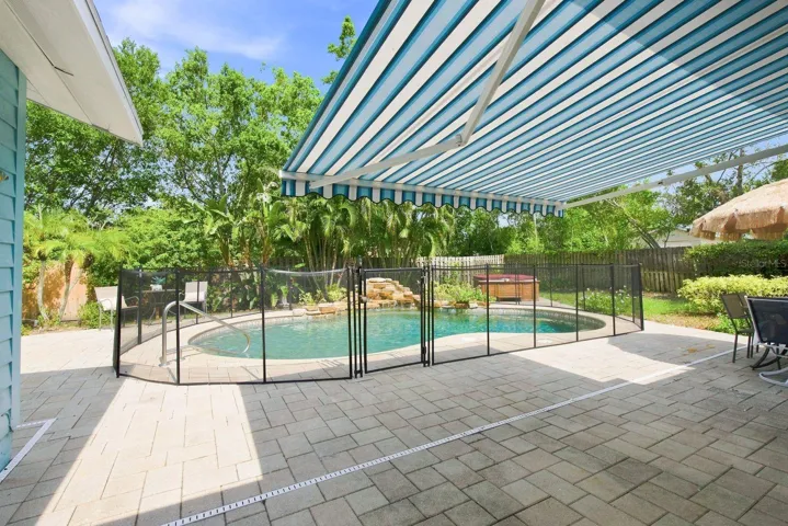 Pool view from Dining