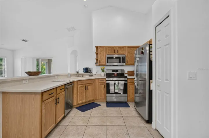 Kitchen with natural GAS stove and all new appliances and hardware