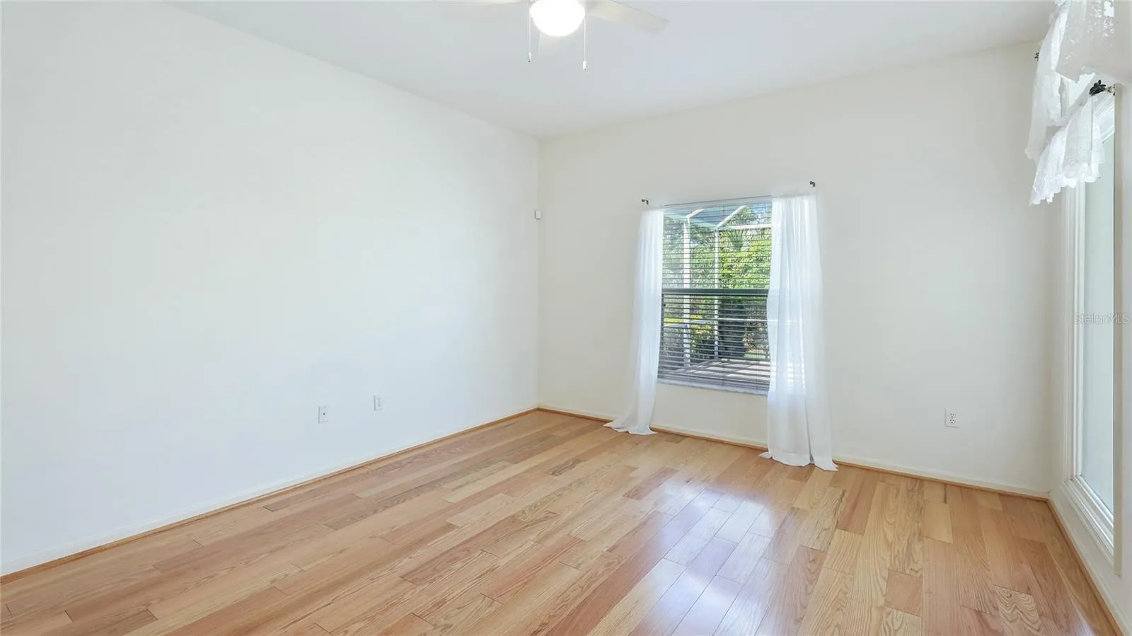 no carpet in this home