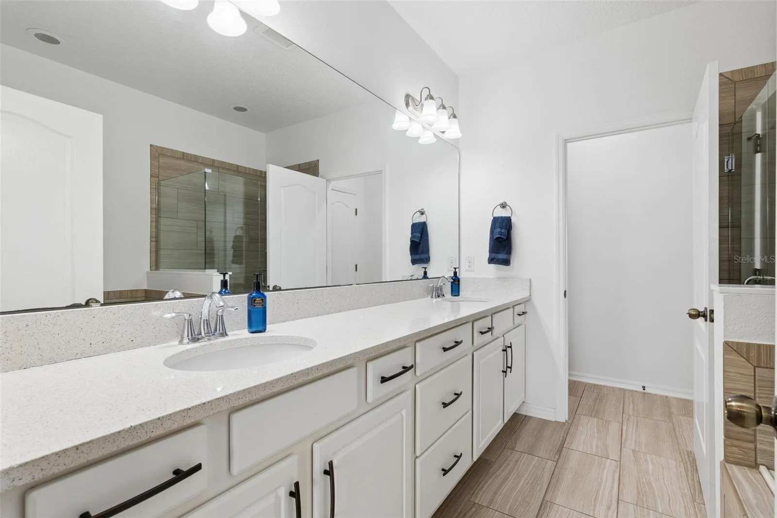 Primary en suite Bathroom
